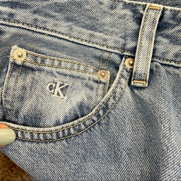 Calvin Klein High Rise Dad Jeans - Picture 7 of 11